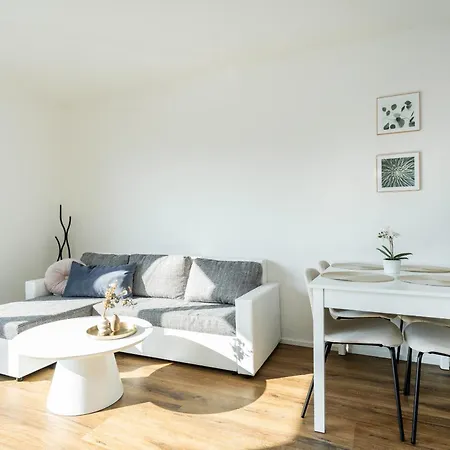 Appartamento Klamovka Stylish By Rentez *